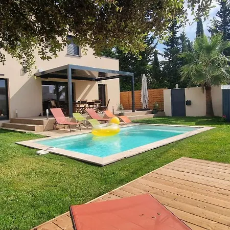 High-comfort With Pool, Sun, Sea, And River *