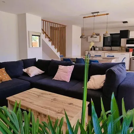 Casa vacanze High-comfort With Pool, Sun, Sea, And River Baillargues
