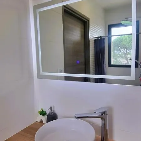 Tatil Evi High-comfort With Pool, Sun, Sea, And River